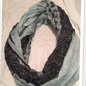 LOFT Unity Scarf
